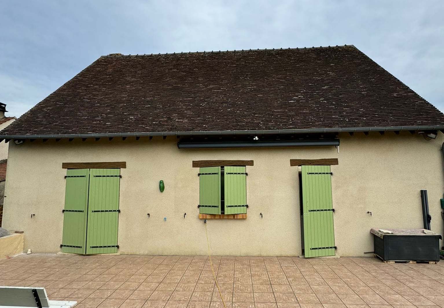 toiture-maison-avant-demoussage-2-2